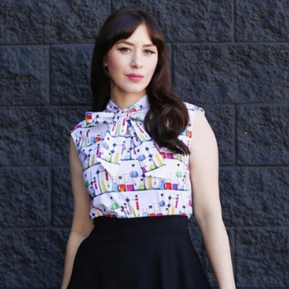 ONE LEFT! Retrolicious Science Teacher Blouse - Picture 6 of 8